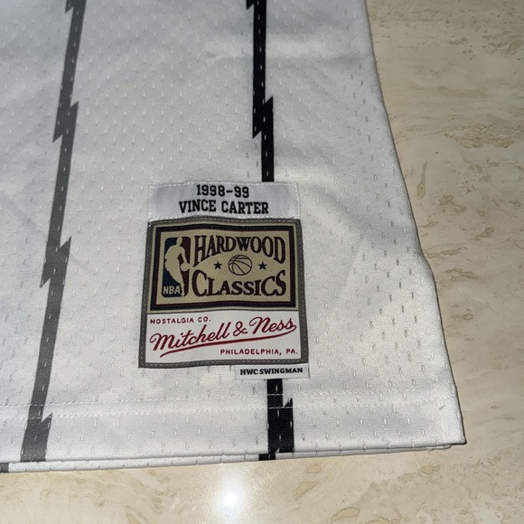 NWT Men’s Mitchell & Ness Vince Carter Swingman Toronto‎ Raptors Jersey - Picture 4 of 6